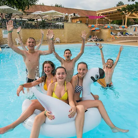 Campingplads Les Truffieres De Dordogne - Maeva 5*